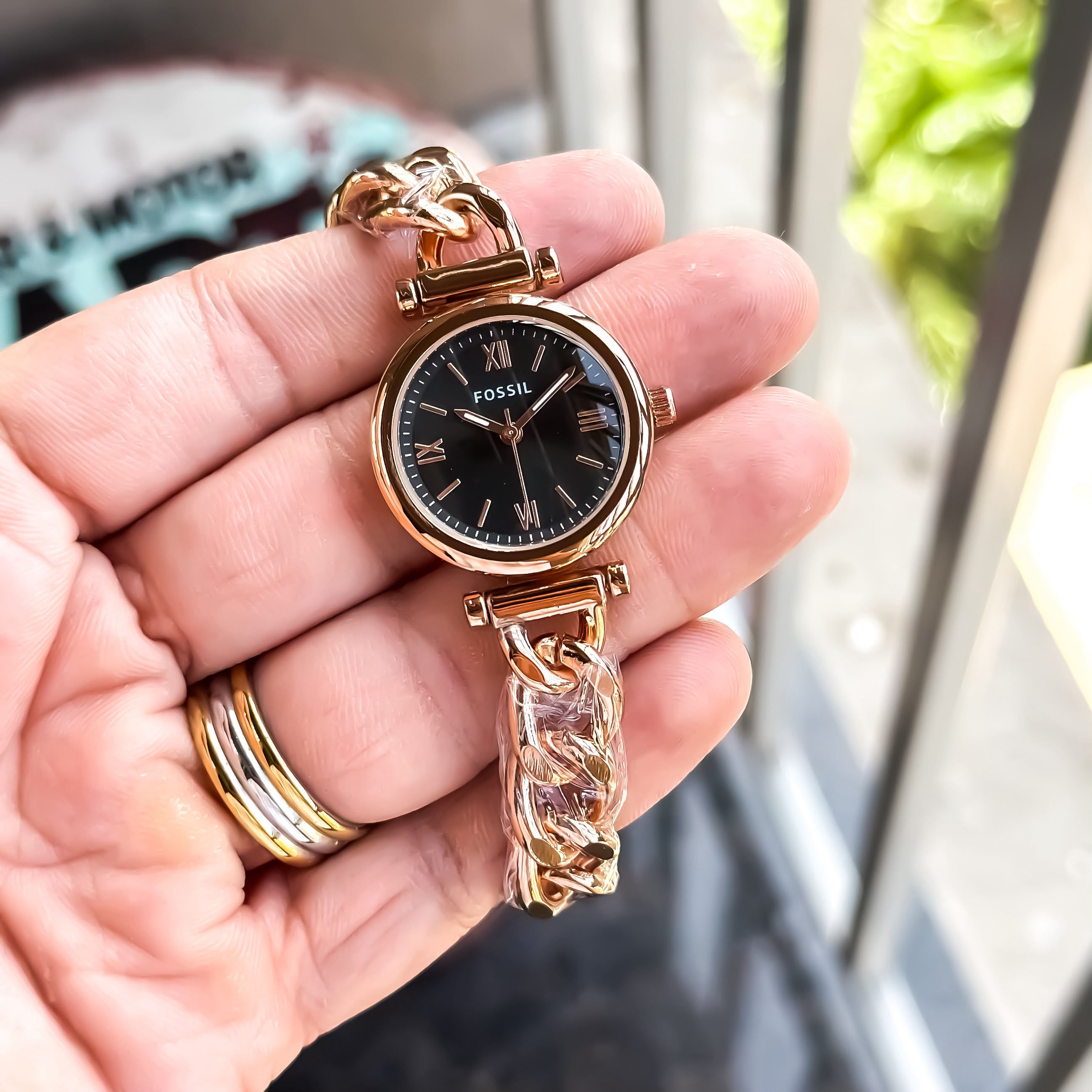 FOSSIL LADIES ROSE & BLACK MODEL