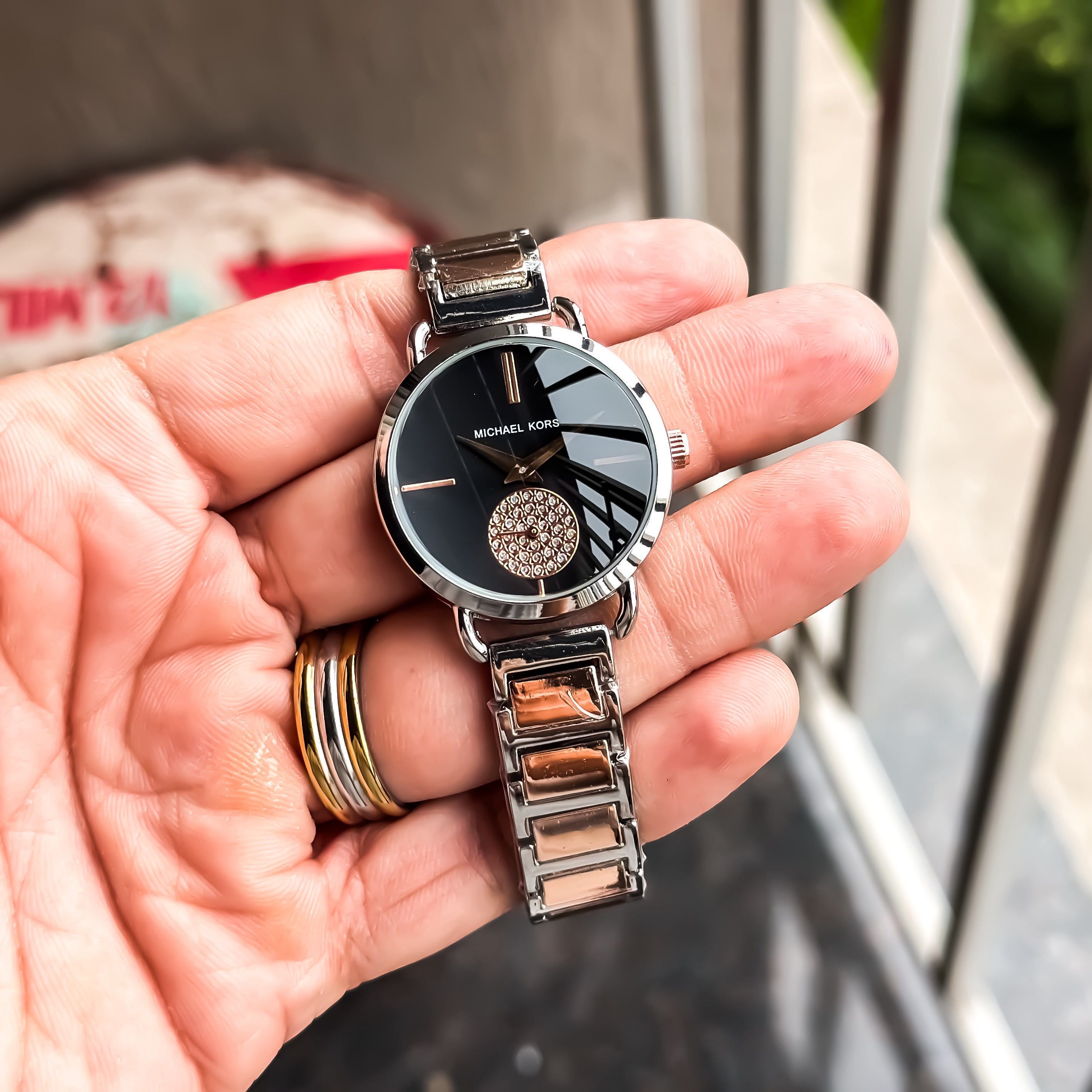 MICHAEL-KORS LADIES NEW MODEL SILVER CASE AND ROSE TT STAINLESS STEEL STRAP🥵