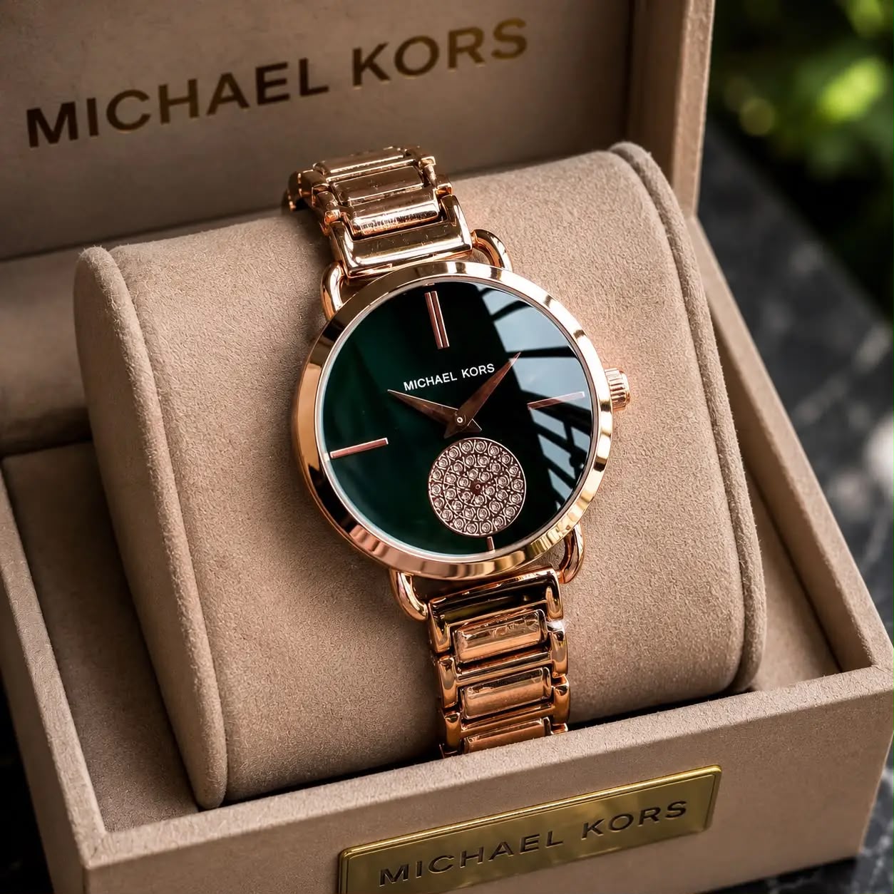 MICHAEL-KORS LADIES NEW MODEL SILVER CASE AND ROSE & DARK GREEN STAINLESS STEEL STRAP🥵