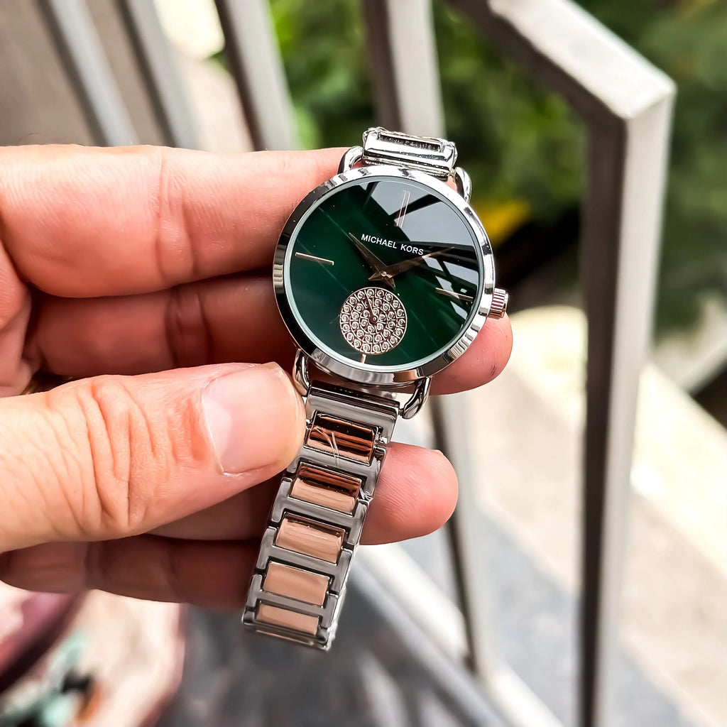 MICHAEL-KORS LADIES NEW MODEL SILVER CASE AND ROSE & DARK GREEN TT STAINLESS STEEL STRAP🥵