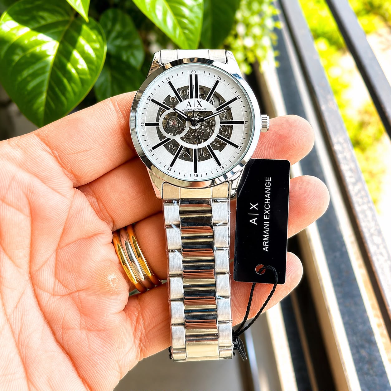 Armami Exchange hamptone automatic machine back Open