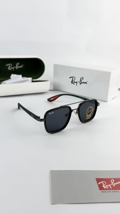 RAYBAN GOLD BLACK 10